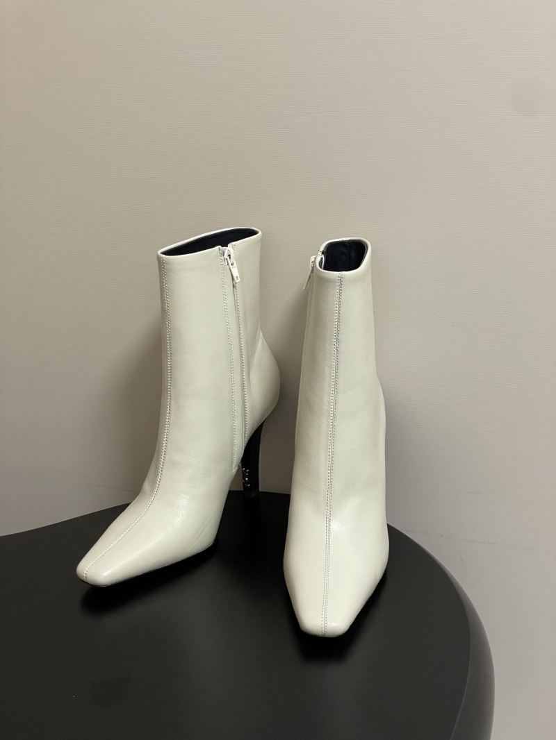 Y51 boots